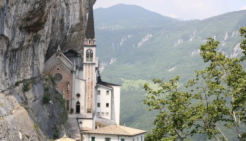 Madonna della Corona